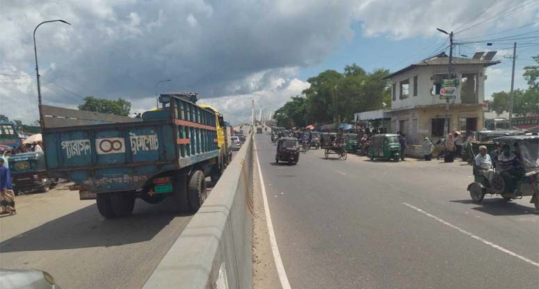 চট্টগ্রাম-কক্সবাজার সড়কে যান চলাচল স্বাভাবিক