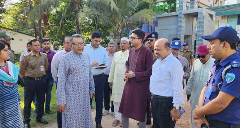 কালুরঘাটে নতুন সেতুর ভিত্তি প্রস্তর স্থাপনের সম্ভাব্য জায়গা পরিদর্শনে রেল সচিব