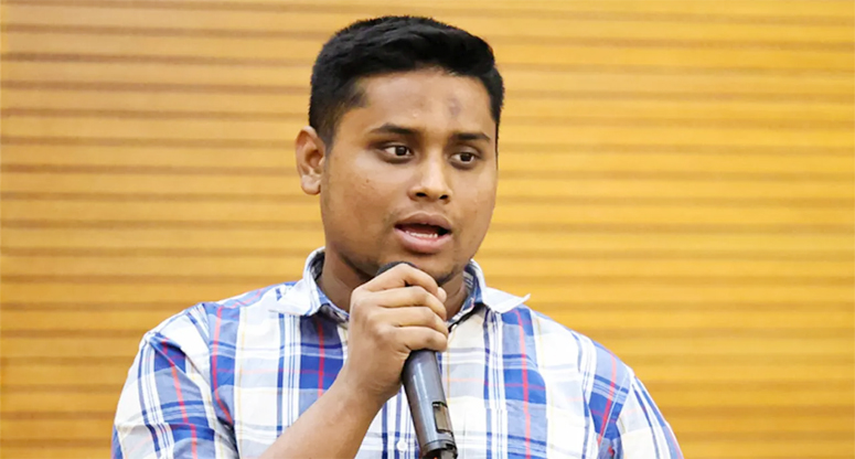 ব্লকেড নিয়ে নতুন বার্তা হাসনাতের