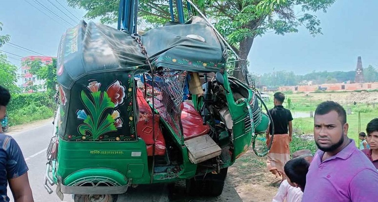      লোহাগাড়ায় বাস-অটোরিকশা সংঘর্ষে বৃদ্ধ নিহত