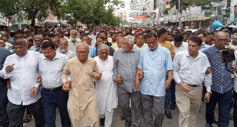 তারেক-জোবাইদার সাজা নয়াপল্টনে বিএনপির বিক্ষোভ