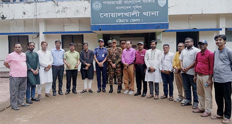 বোয়ালখালীতে সাংবাদিকদের সাথে সেনাবাহিনীর মেজর শওকতের মতবিনিময়