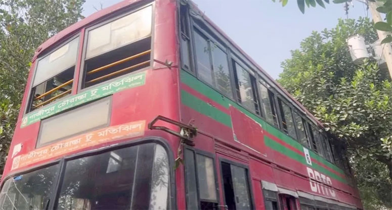 গাজীপুরে পিকনিক বাসে বিদ্যুৎস্পর্শে তিন শিক্ষার্থীর মৃত্যু