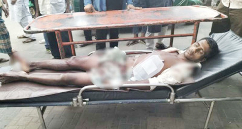 বাঁশখালীতে লবণের মাঠ দখলকে কেন্দ্র করে দু’পক্ষের বন্দুকযুদ্ধ, গুলিবিদ্ধ ২৪