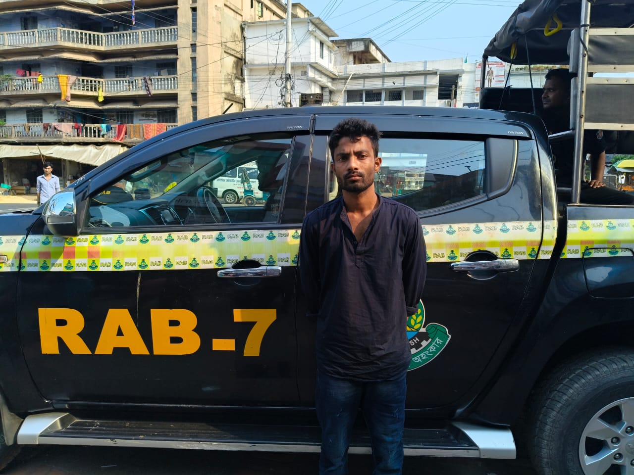 রাউজানের চাঞ্চল্যকর প্রবাসী মানিক হত্যার আসামি গ্রেপ্তার