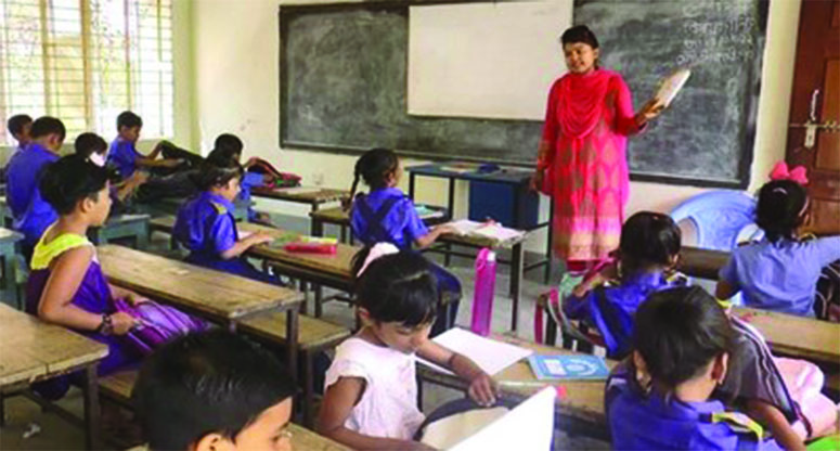 প্রাথমিক শিক্ষকরা আজ থেকে পূর্ণ দিবস কর্মবিরতিতে